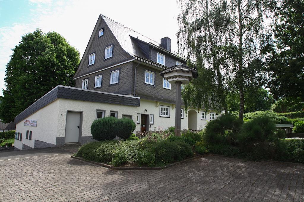 Fewo Alte Schule Willingen  Buitenkant foto